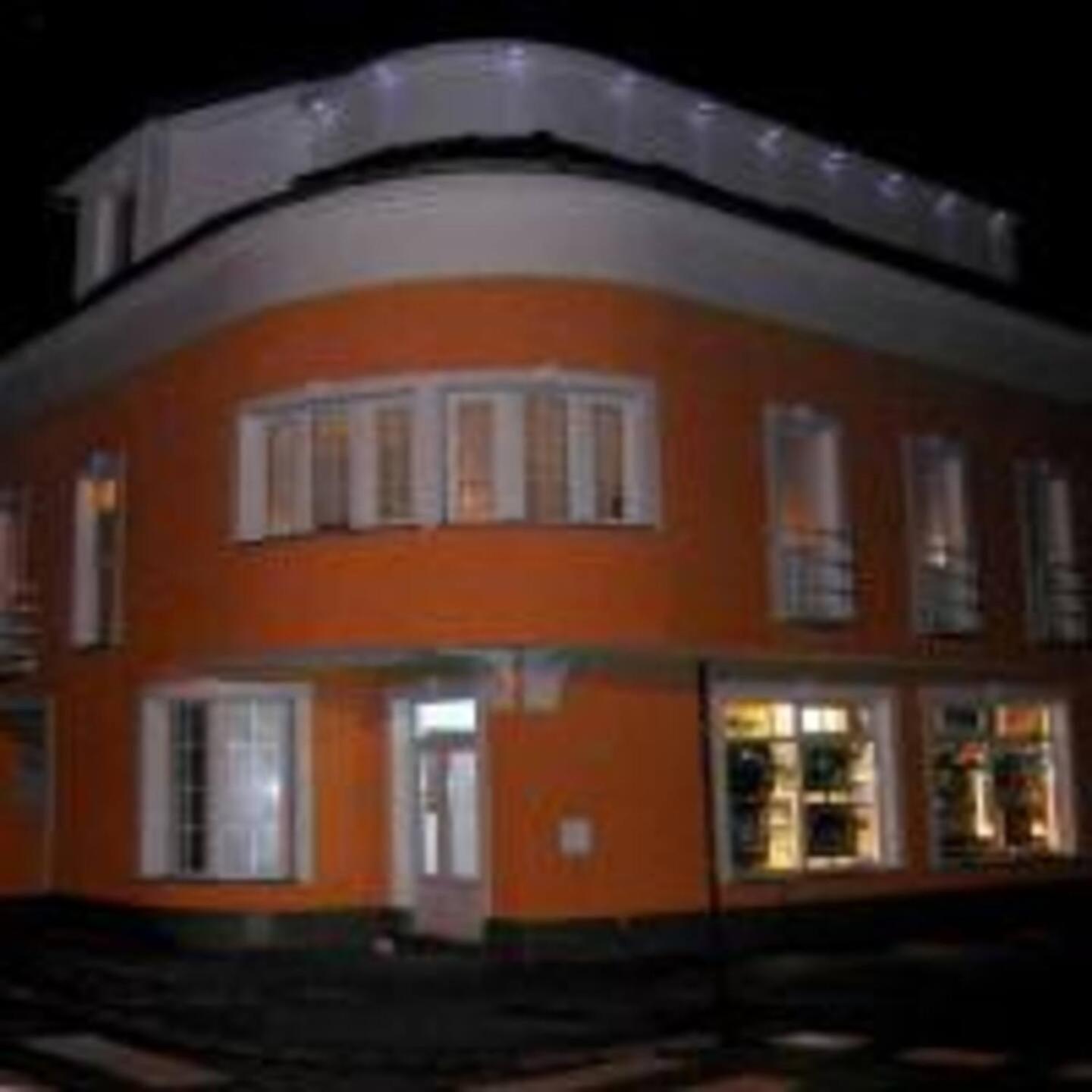 Villa Lucia - Apartments&Rooms Σλαβόνσκι Μπροντ Εξωτερικό φωτογραφία