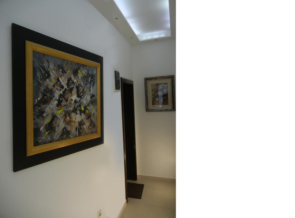 Villa Lucia - Apartments&Rooms Σλαβόνσκι Μπροντ Εξωτερικό φωτογραφία