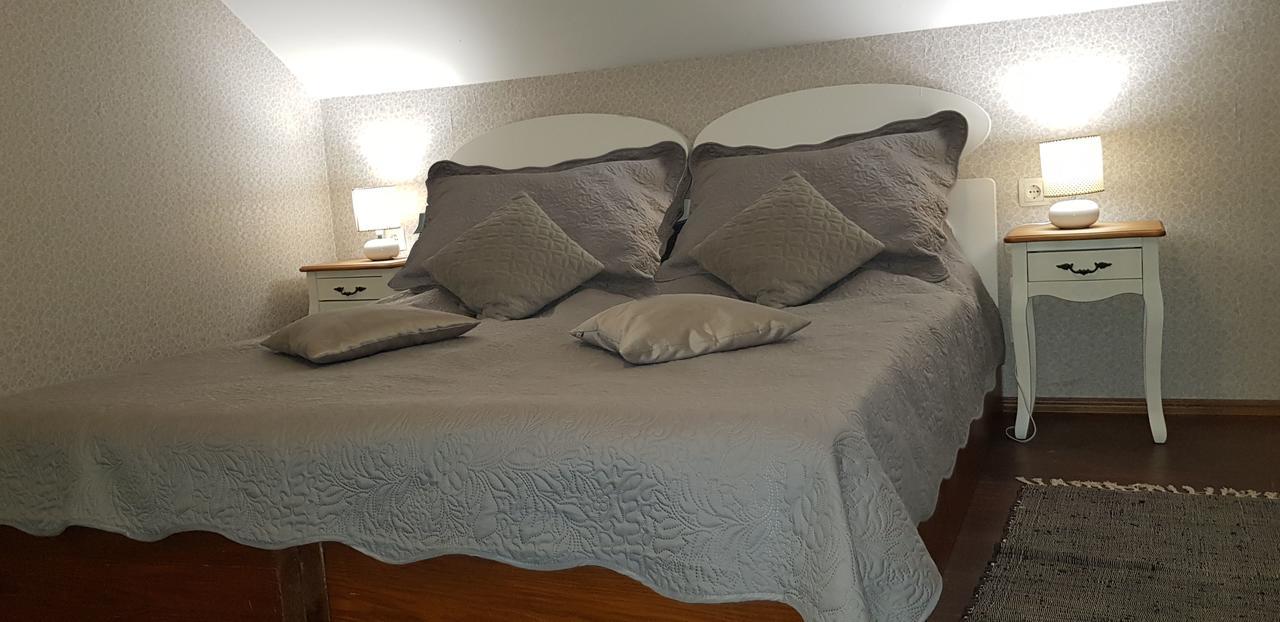 Villa Lucia - Apartments&Rooms Σλαβόνσκι Μπροντ Εξωτερικό φωτογραφία